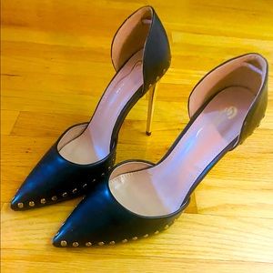 Black and Gold Pumps